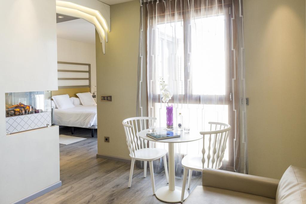 Hotel & Spa Princesa Munia Овиедо Екстериор снимка