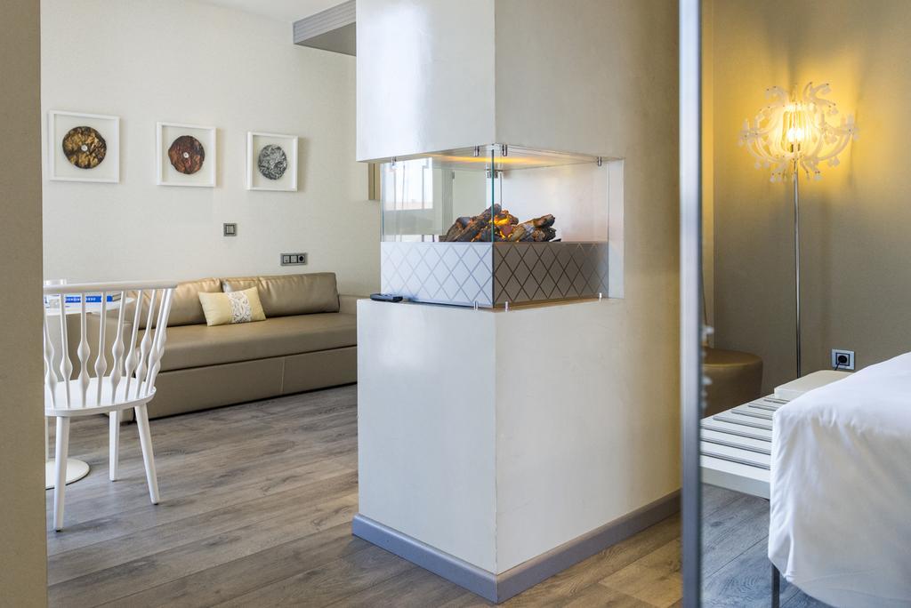 Hotel & Spa Princesa Munia Овиедо Екстериор снимка
